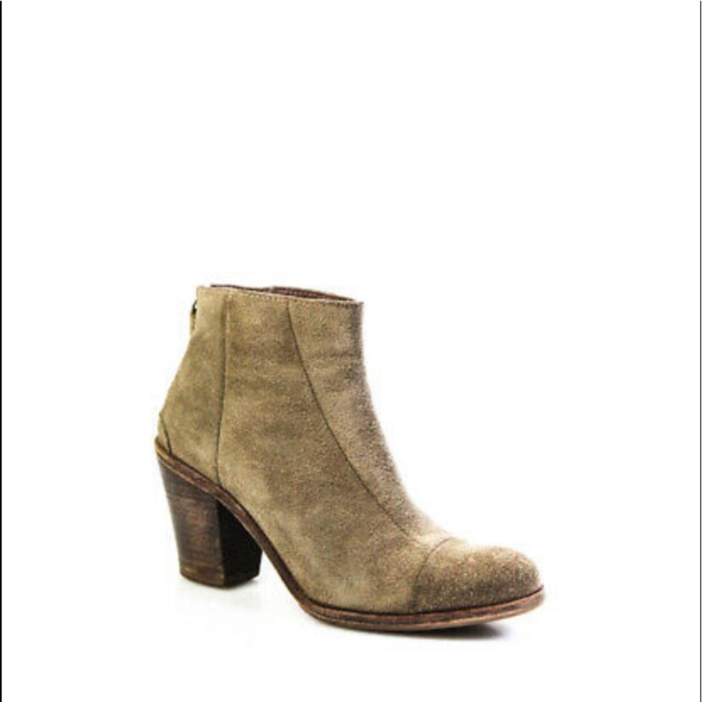 Anthropologie Hoss Intropia Suede Booties